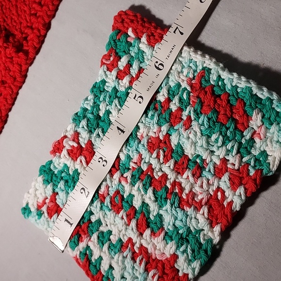 Vintage Christmas 5 Piece Crochet Hot Dish Mats - Picture 4 of 9